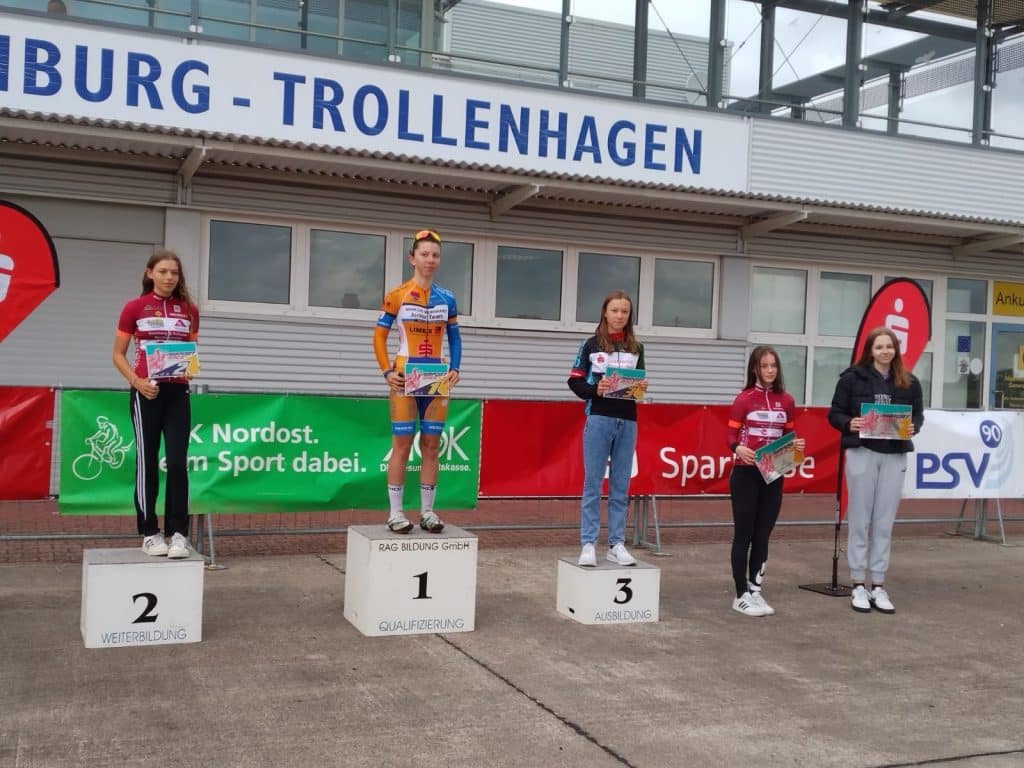 26 09 2021 Trollenhagen U15 2 Platz Ella Grüneberg 4 Platz Emili Steffen Fotograf SC Berlin Abt Radsport